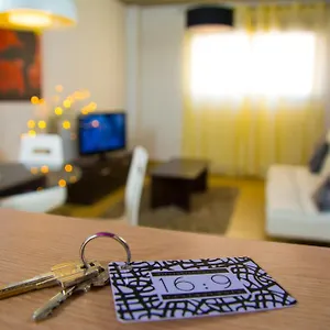apartamentos-169-playa-suites.es-andalucia.com/